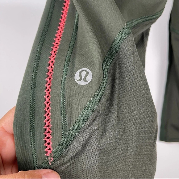 Lululemon Green Vent It Out Cropped Leggings Running Tights - Picture 10 of 11